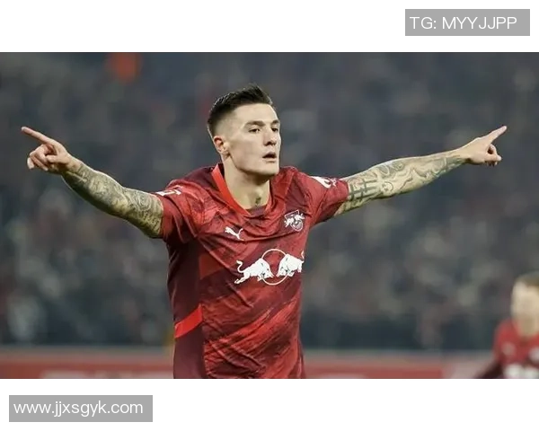 索尔斯克亚盛赞约克雷斯称其为团队型中锋并赞扬其勤奋与智慧